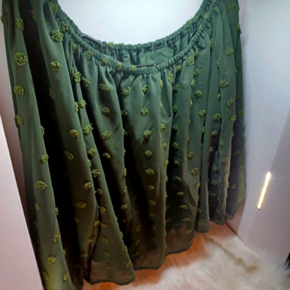 Med Hunter Green Dress shirt